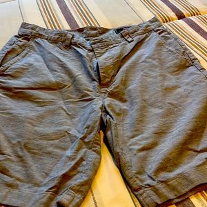 Mens vineyard vines blue shorts